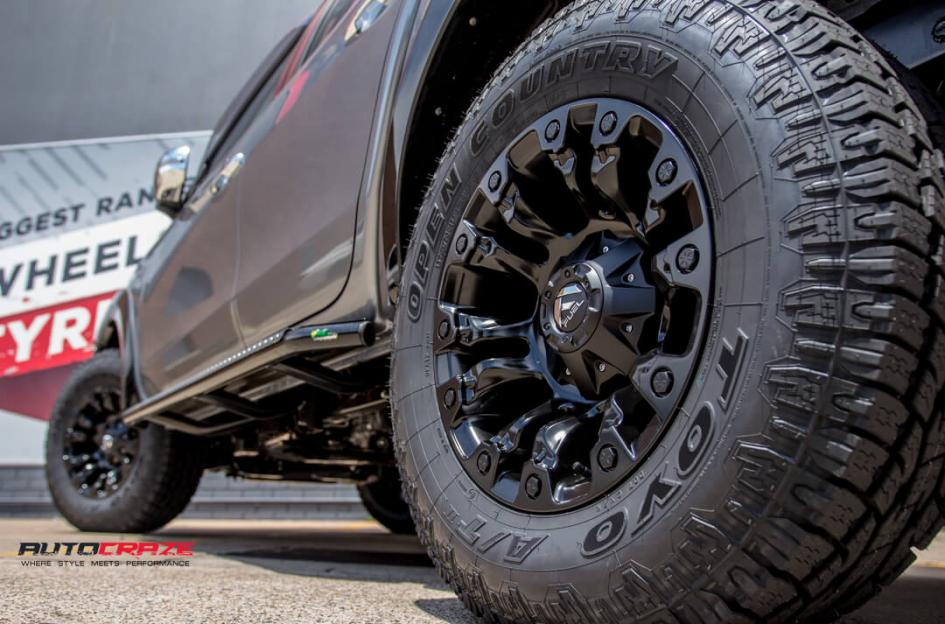 MITSUBISHI TRITON VAPOR MATTE BLACK